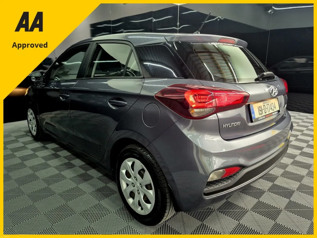 🚗 Hyundai i20 Manual | The Perfect Starter Car! - Image 6