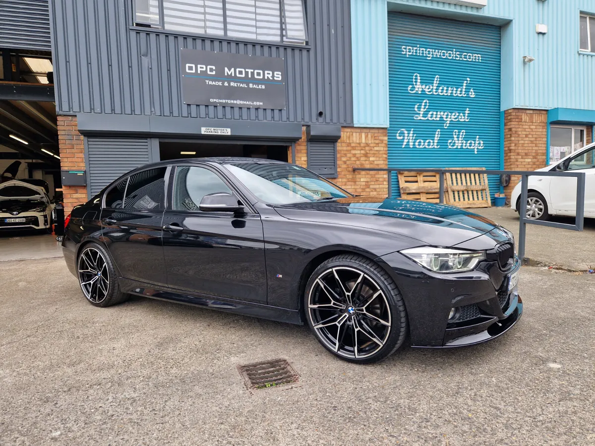 BMW 330e M-Sport - Image 4