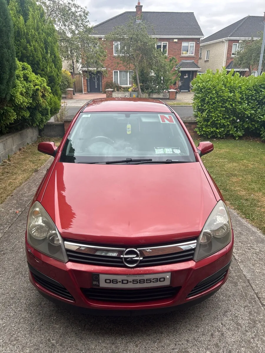 Opel Astra - Image 1