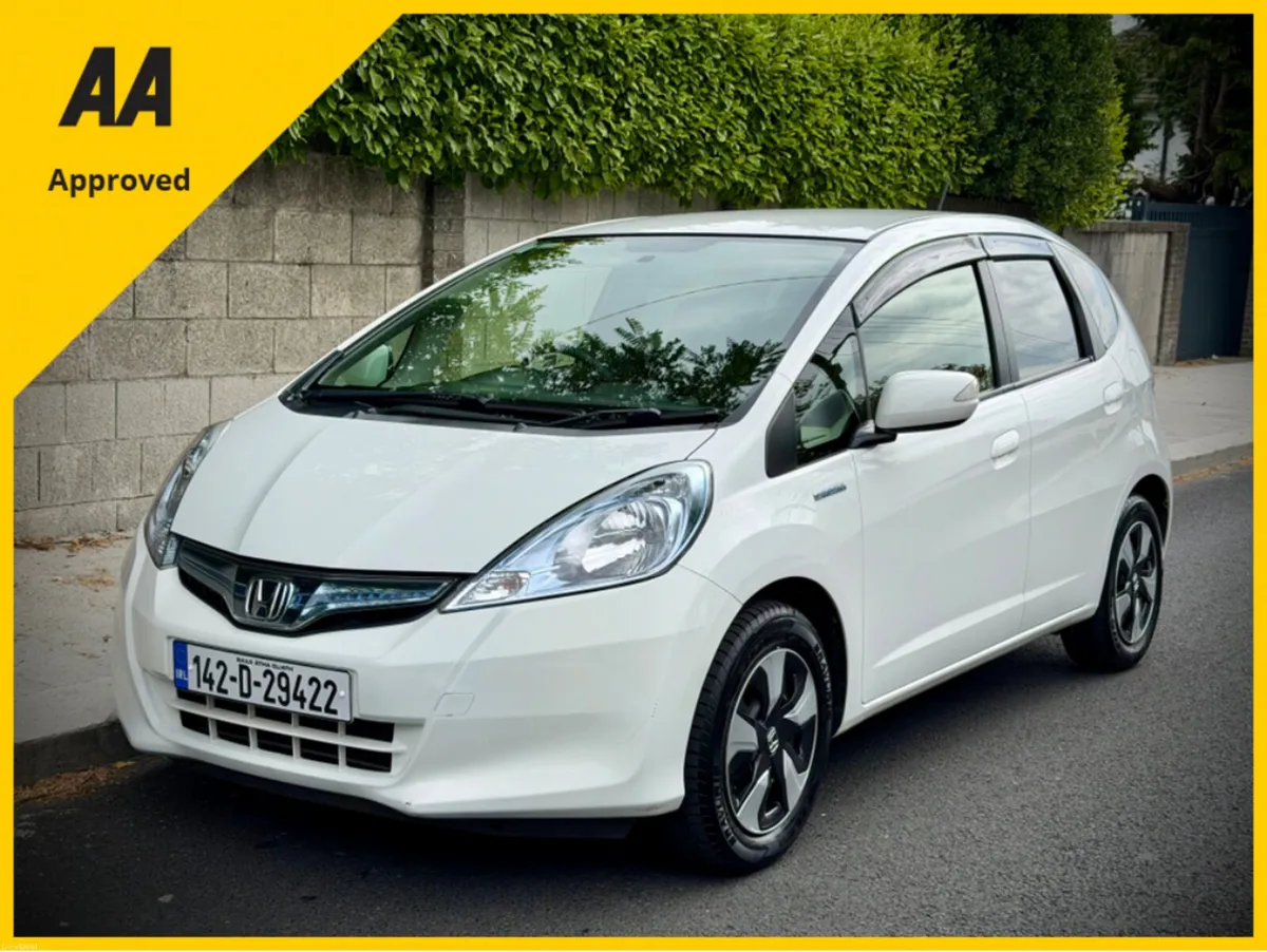 Honda Fit 1.3 Petrol Hybrid Auto. - Image 1