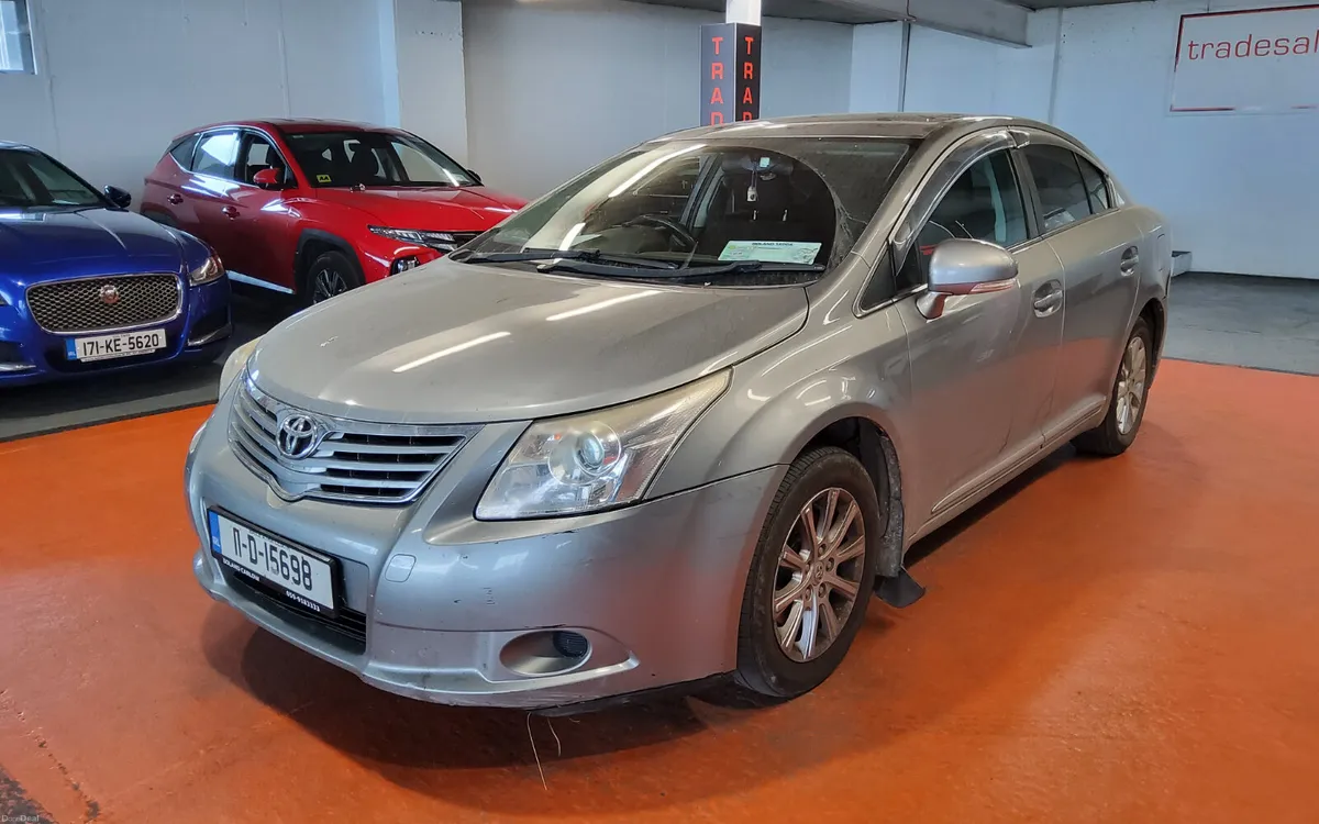 Toyota Avensis 2011 - Image 4