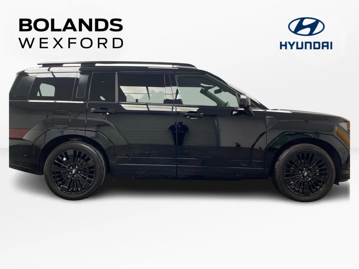Hyundai Santa Fe 1.6 PHEV 4WD Premium Calligraphy - Image 4