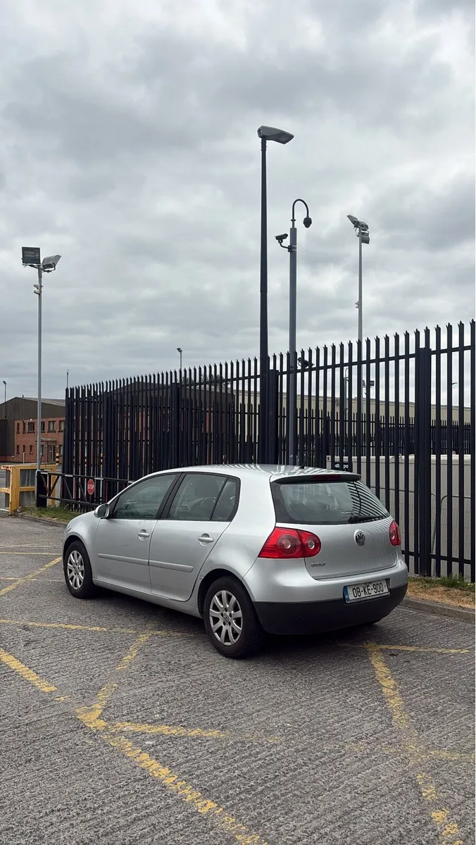 Volkswagen Golf 1.4 petrol - Image 5