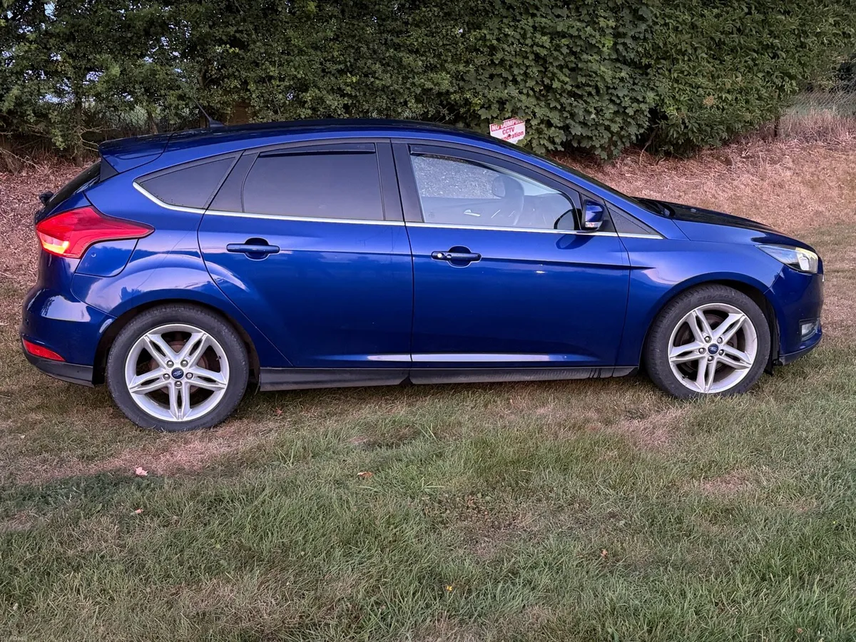 Car - Image 4