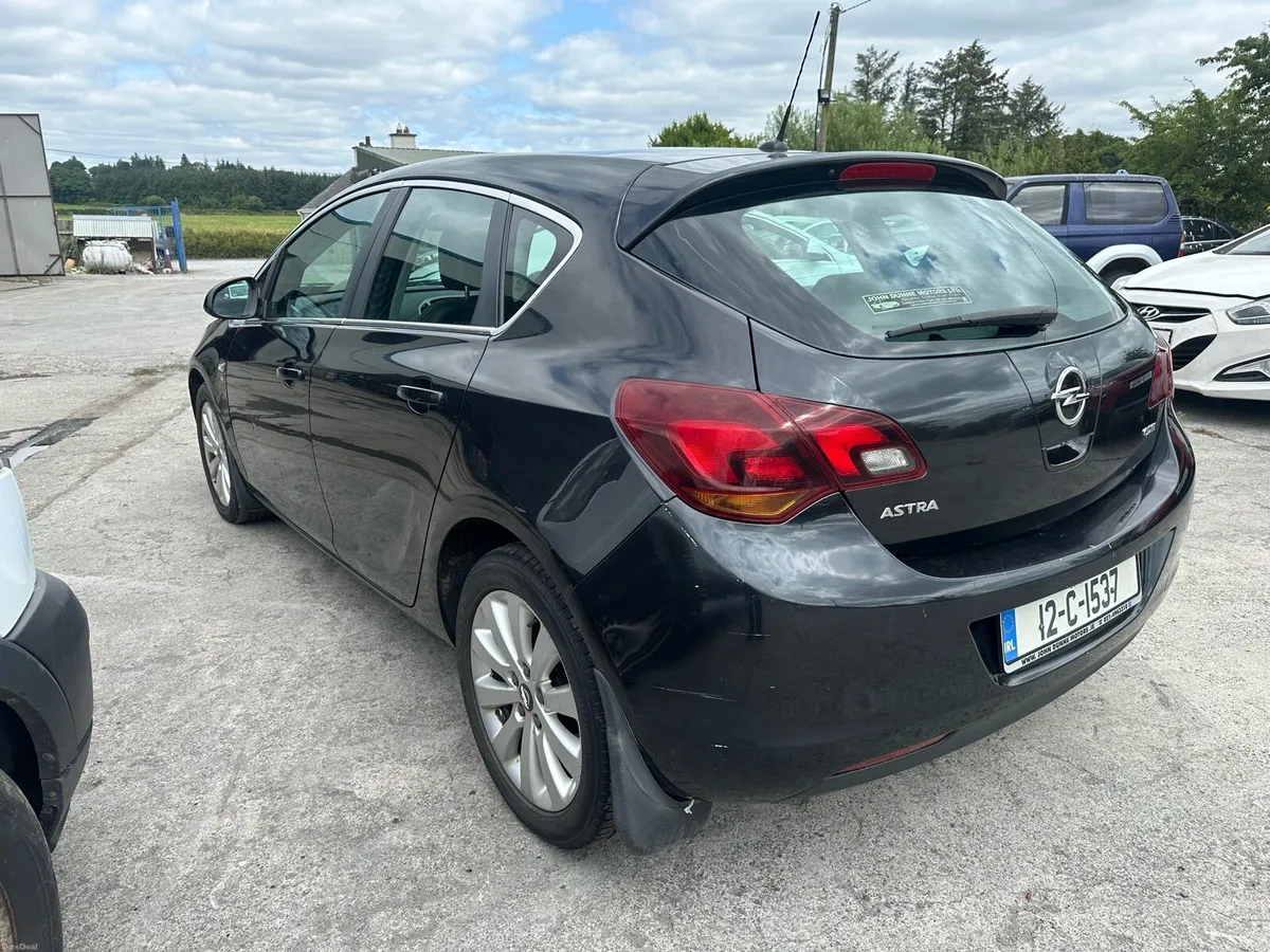 2012 Opel Astra 1.7 diesel, Location Newmarket - Image 4