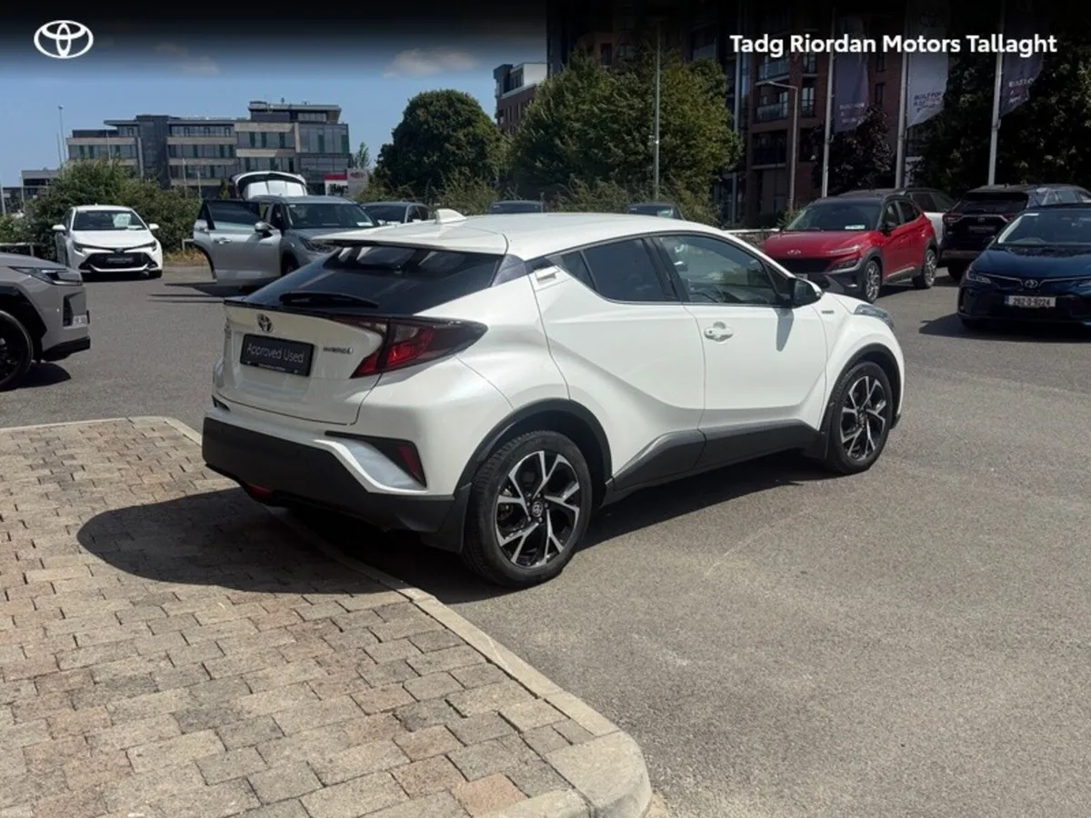 Toyota C-HR C-HR 1.8 HYBRID SPORT - Image 2