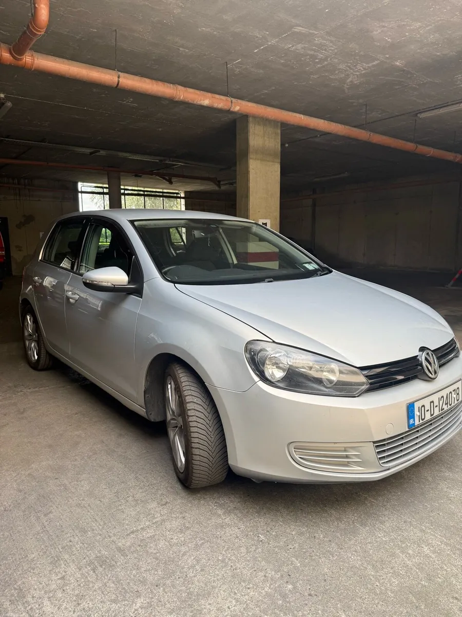 2010 Volkswagen Golf 1.6 TDI - Image 3