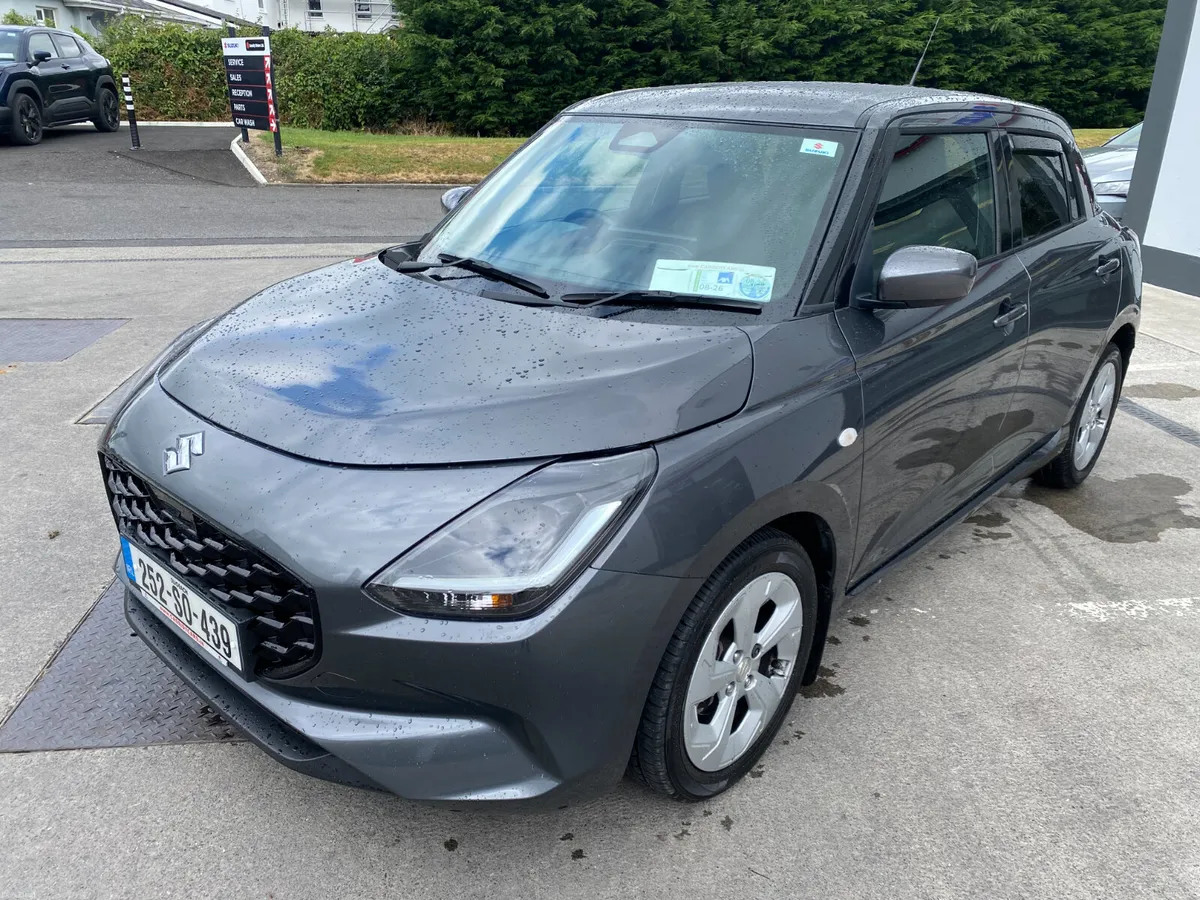 2025, Suzuki Swift Hybrid - Image 3