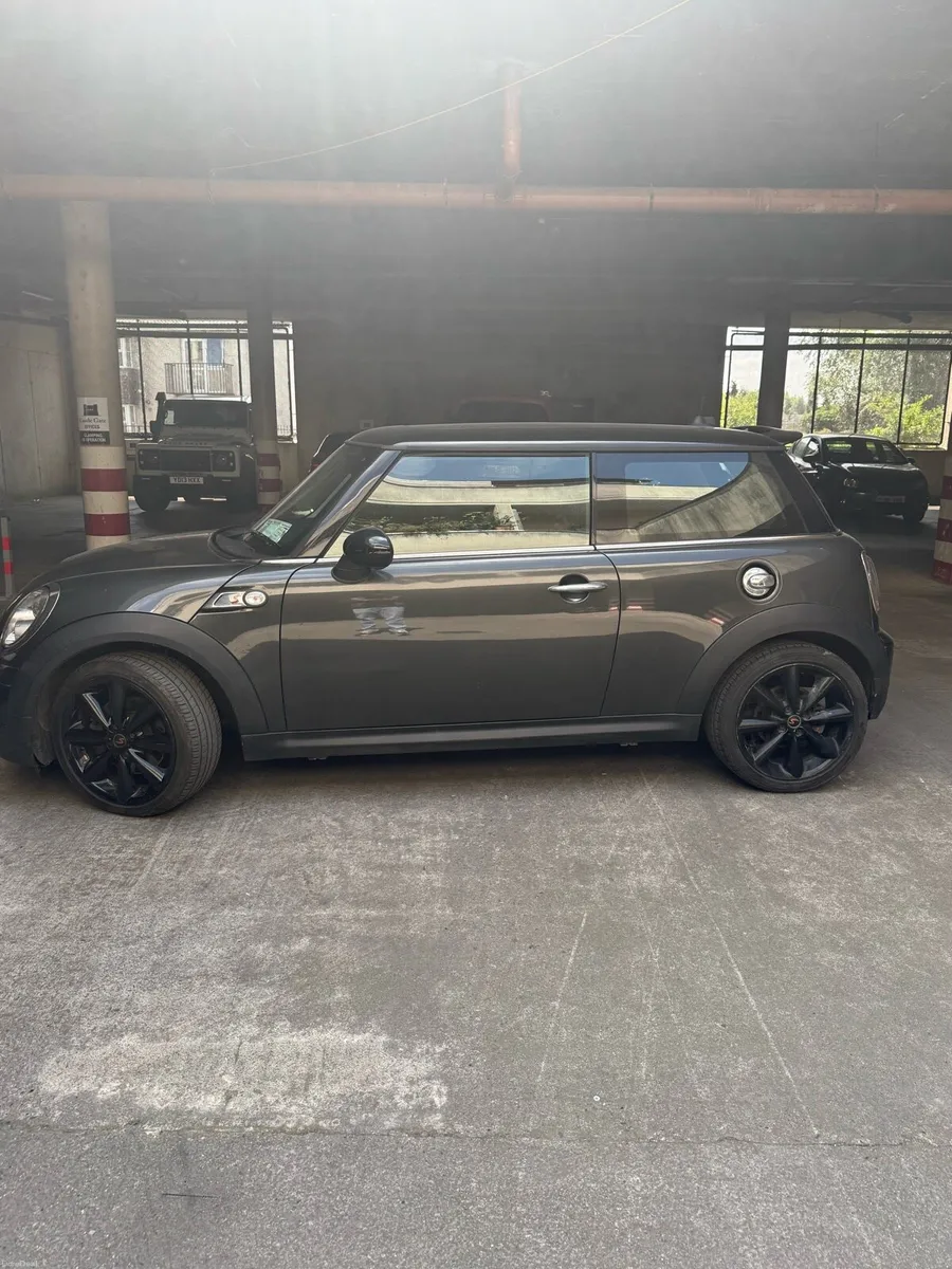 2011 MINI Cooper S 1.6 Turbo High spec - Image 3