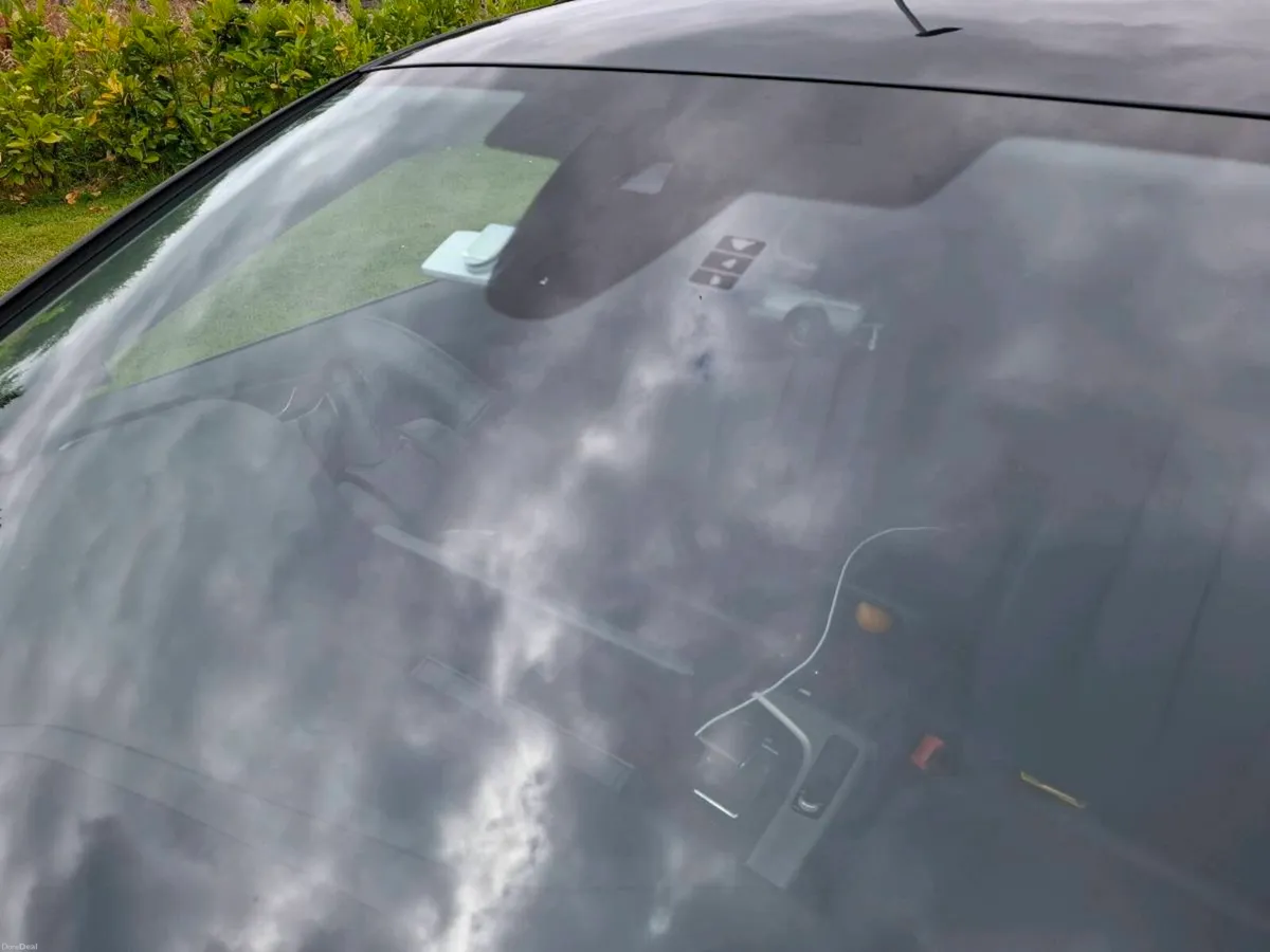 Car - Image 2