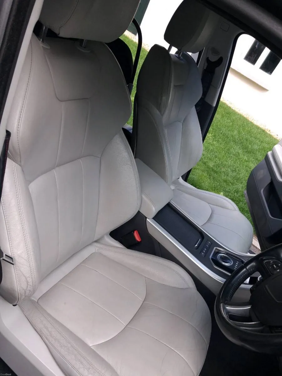 2016 Range Rover Evoque TD4 HSE Automatic - Image 4