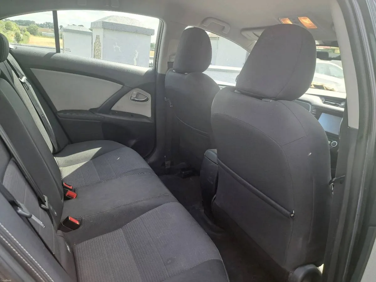 Toyota Avensis 2 Lt Non Runner Turbo gone. - Image 5