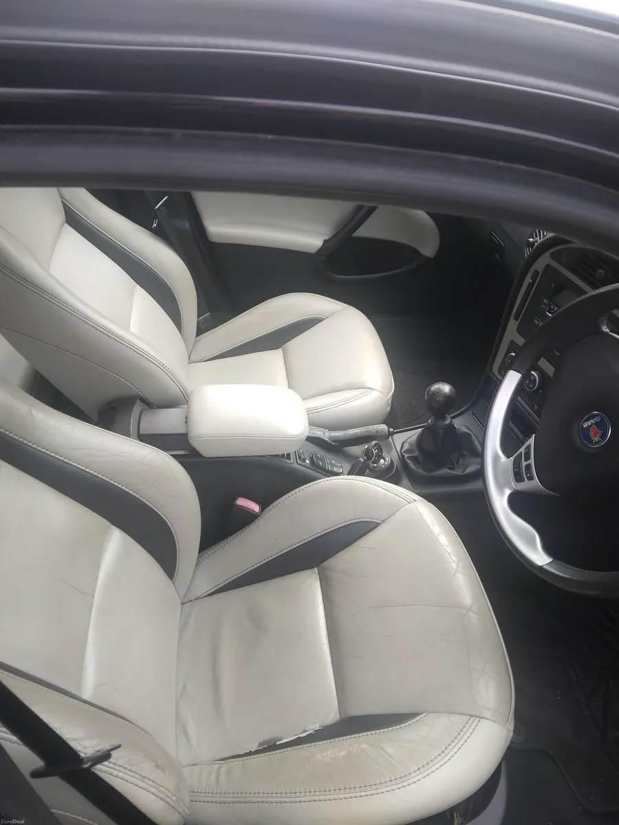 Saab 9-5 Aero 2.3t manual - Image 3