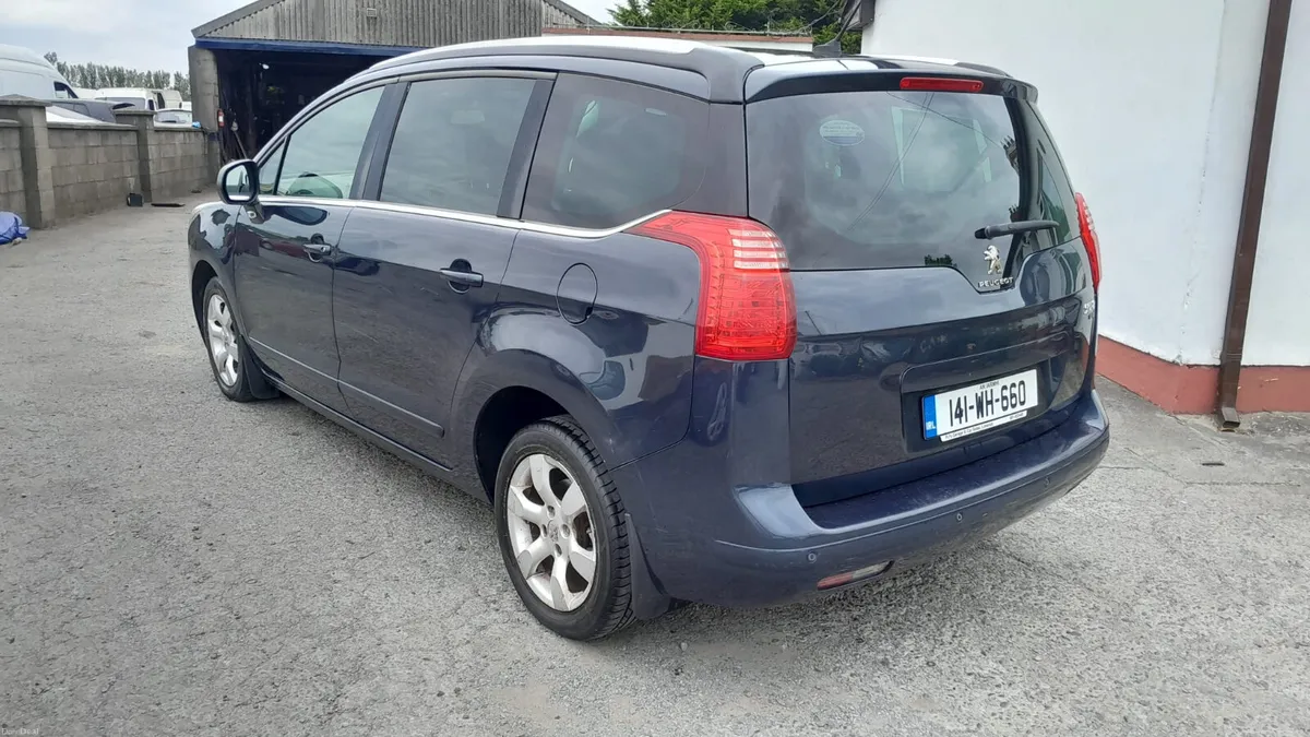 Peugeot 5008 2014 automatic - Image 4
