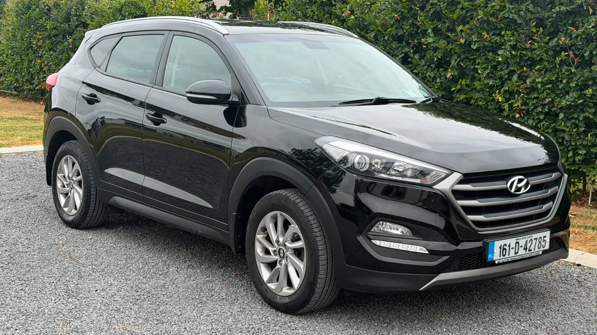 2016 Hyundai Tucson Executive - Image 1
