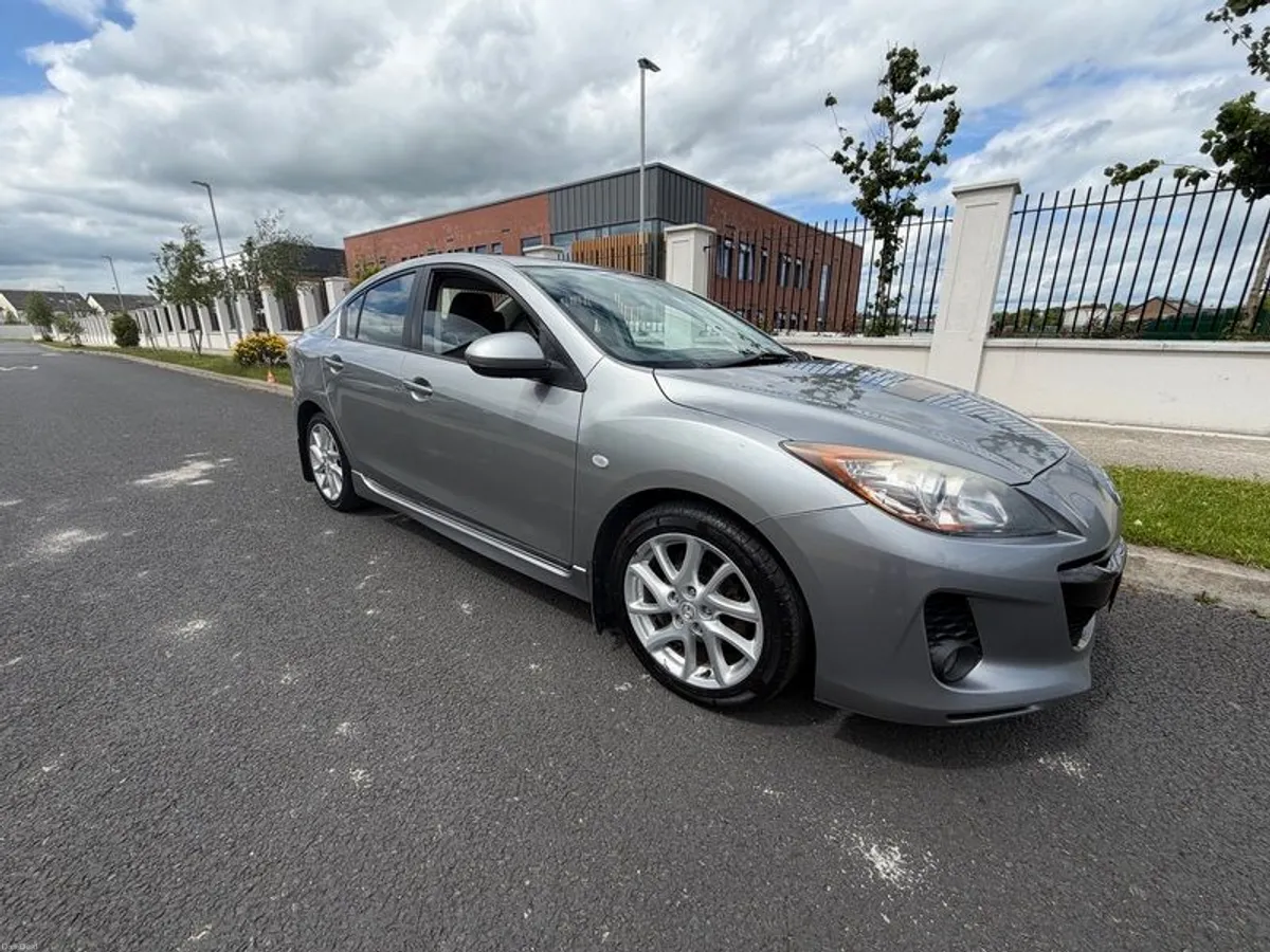 2013 Mazda Mazda3 - Image 3