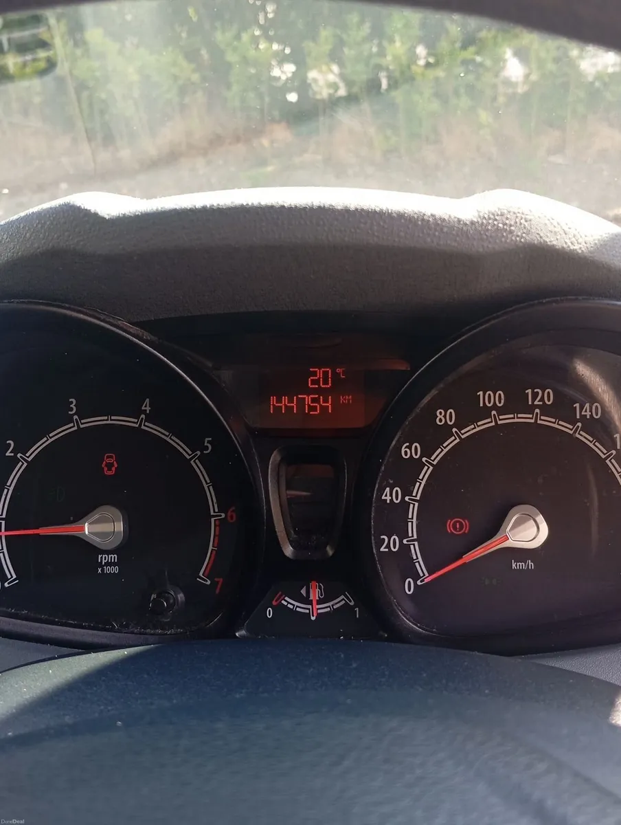 Ford Fiesta 2011 - Image 3