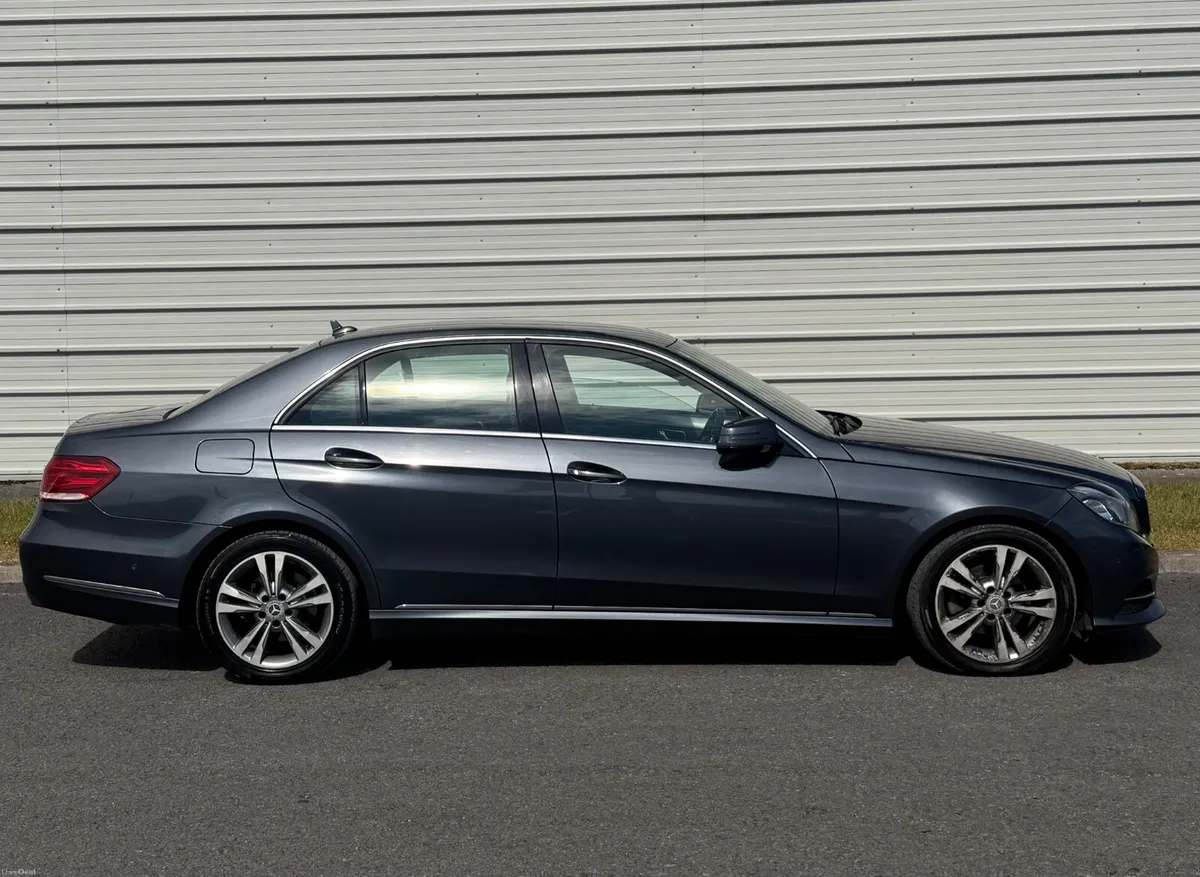 Mercedes-Benz E220d Auto - Image 4