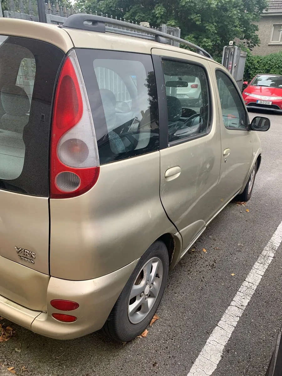 Toyota Yaris Verso - Image 2