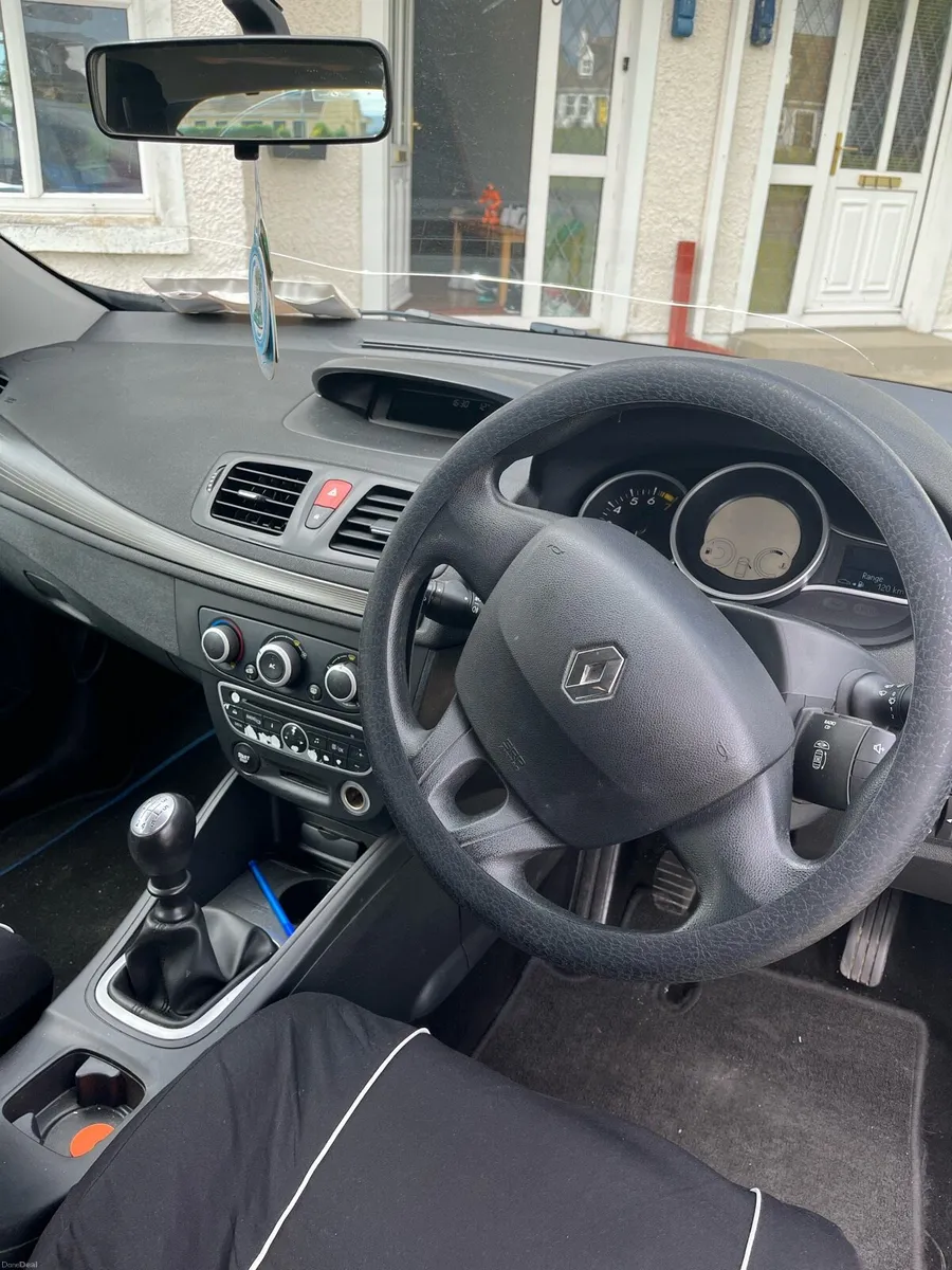 Renault Megane Coupe - Image 6