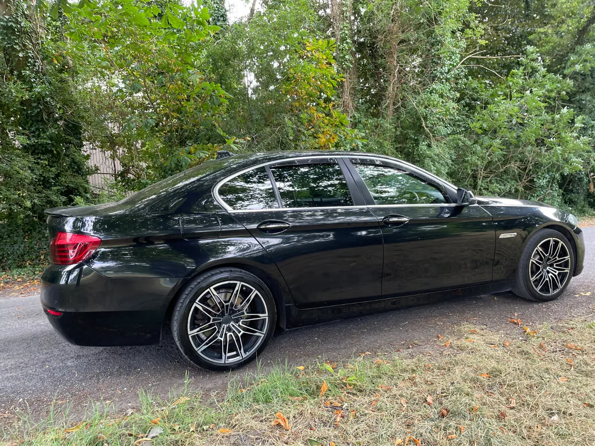 BMW 5-Series 2.0 diesel (Auto) 2016 - Image 4