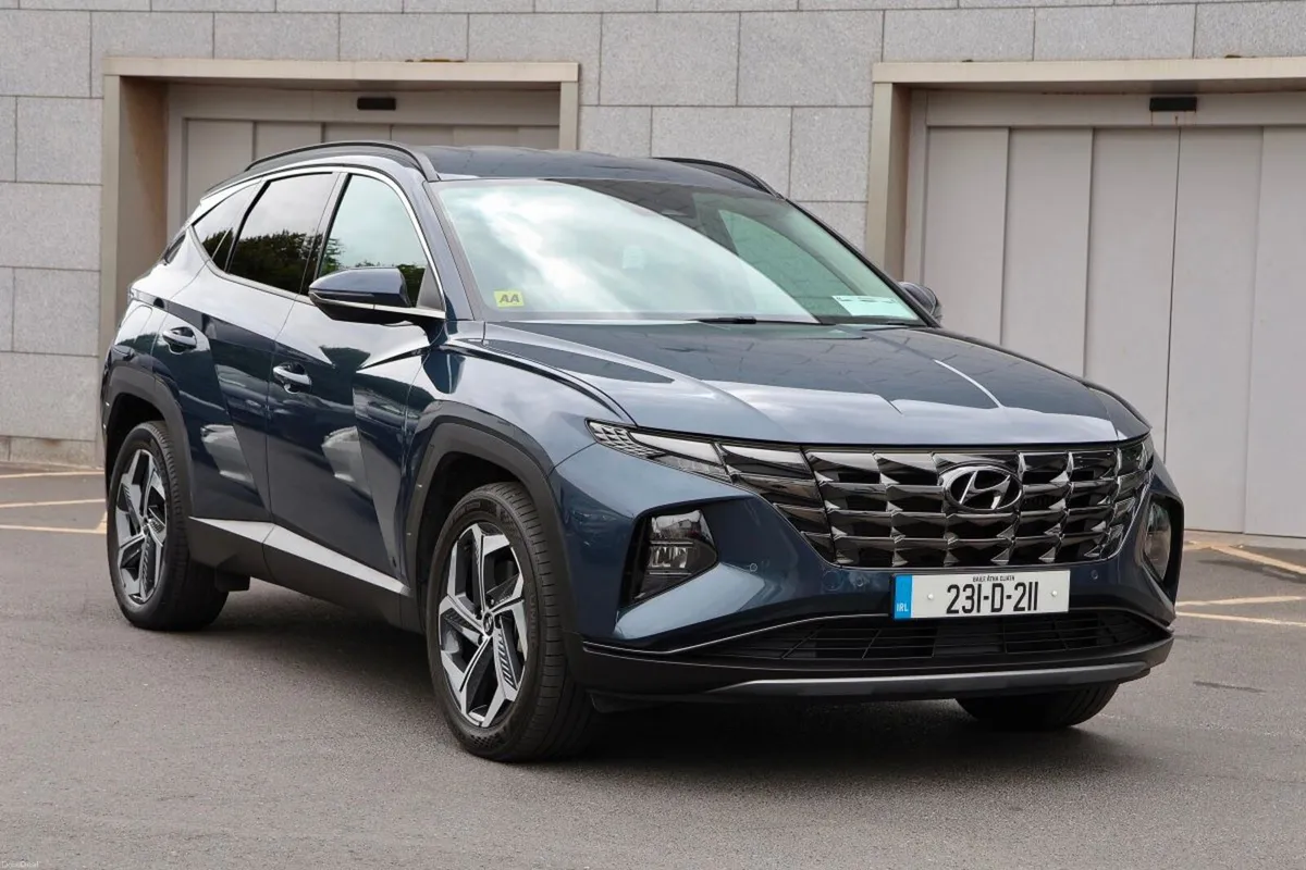 Hyundai Tucson 4WD Executive Plus PHEV Auto - Plug - Image 3