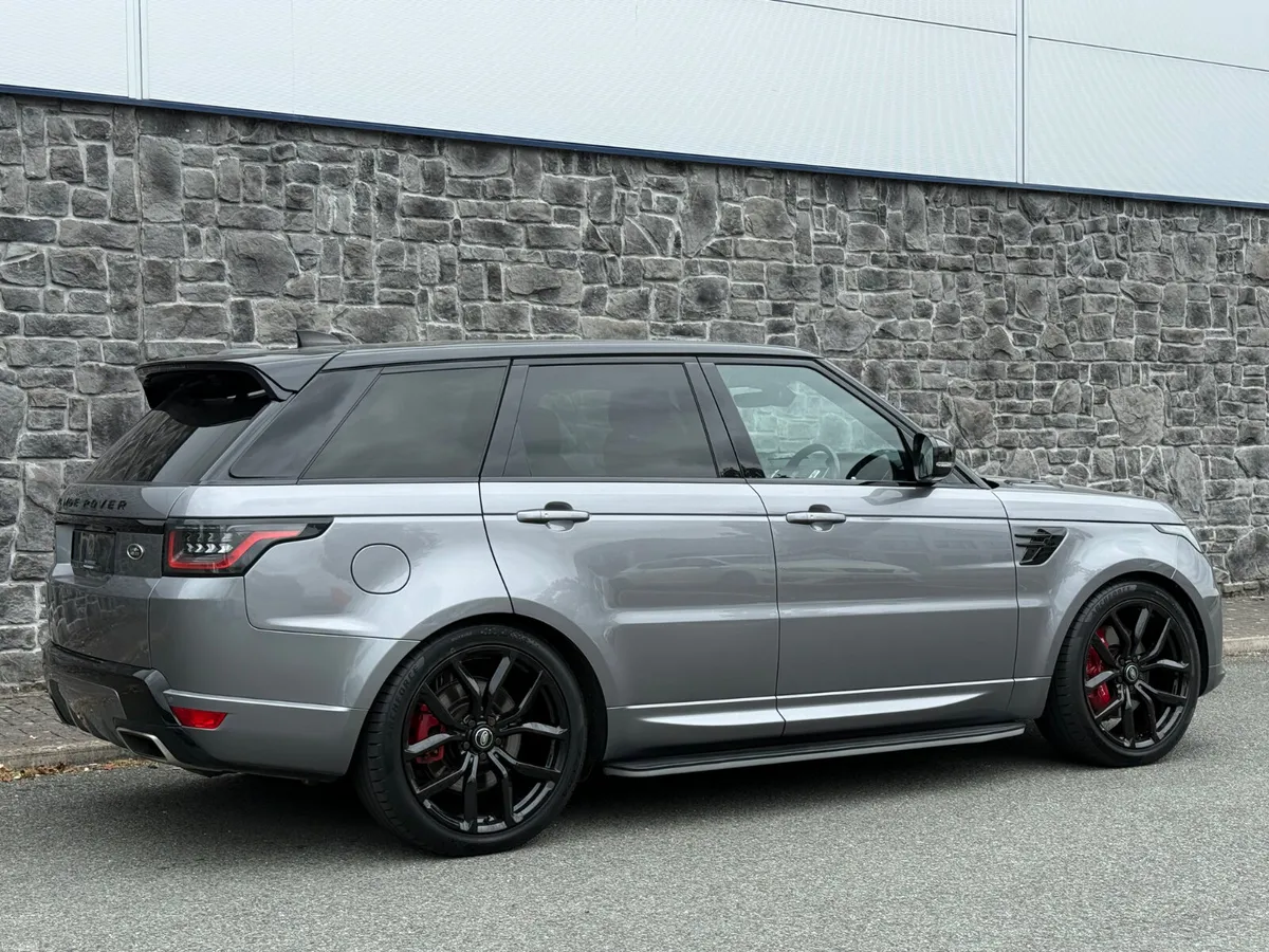 2020 Range Rover Sport HSE DYNAMIC P400E - Image 3