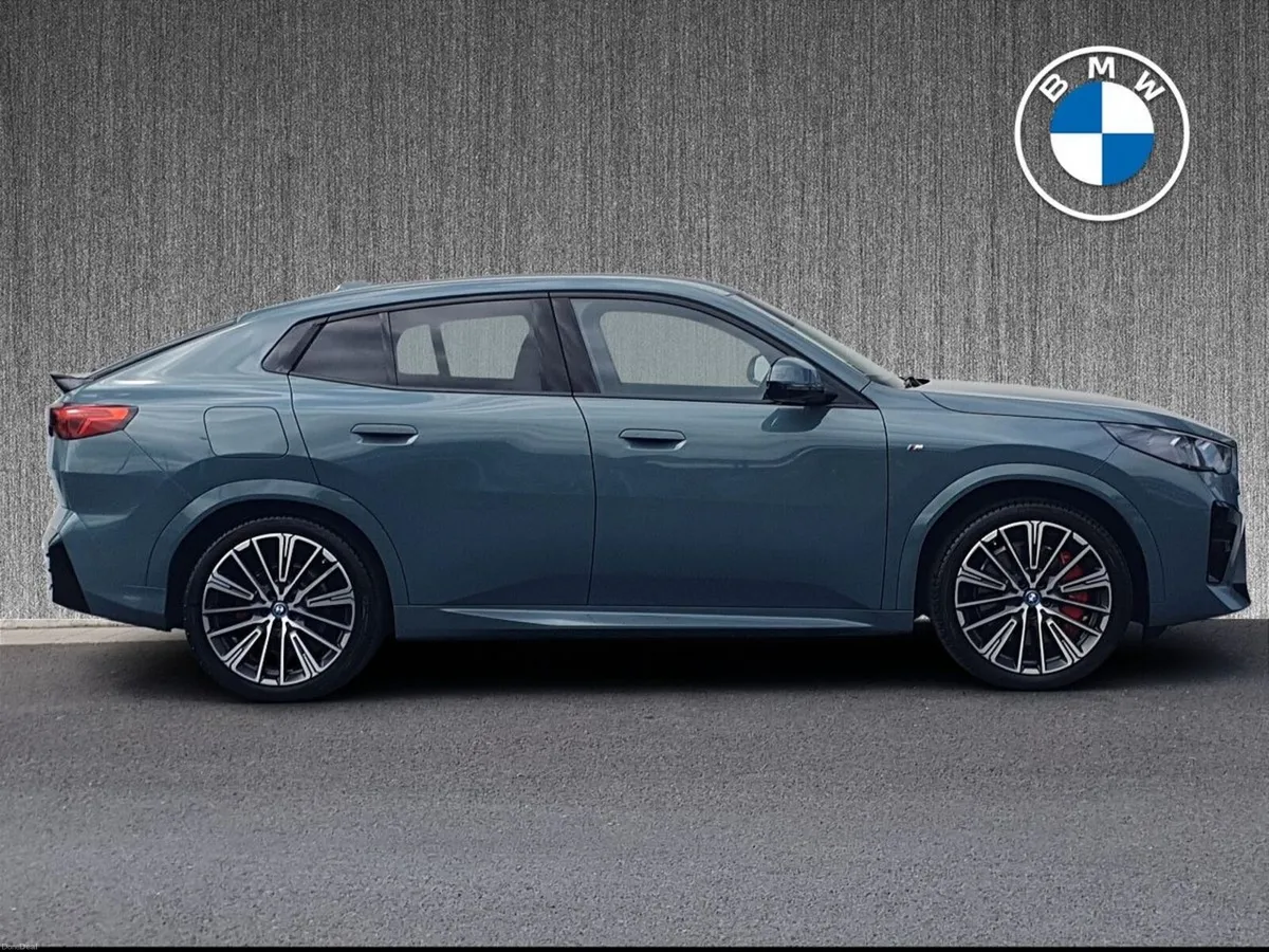 BMW iX2 xDrive30 M Sport - Image 3