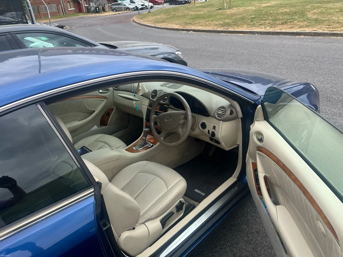 Mercedes Clk 200 - Image 2