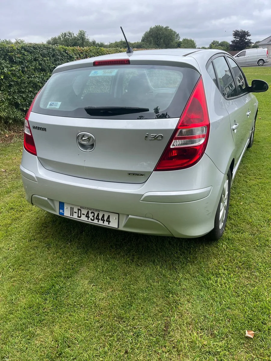 Car - Image 2