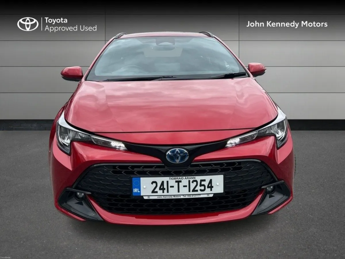 Toyota Corolla LUNA TOURING SPORT - Image 5