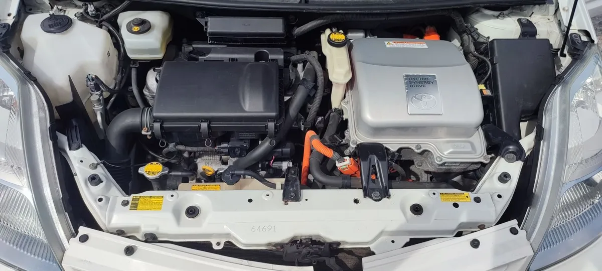 Toyota Prius 2012 - Image 4