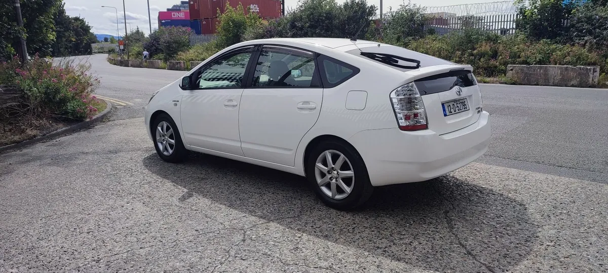 Toyota Prius 2012 New NCT - Image 6