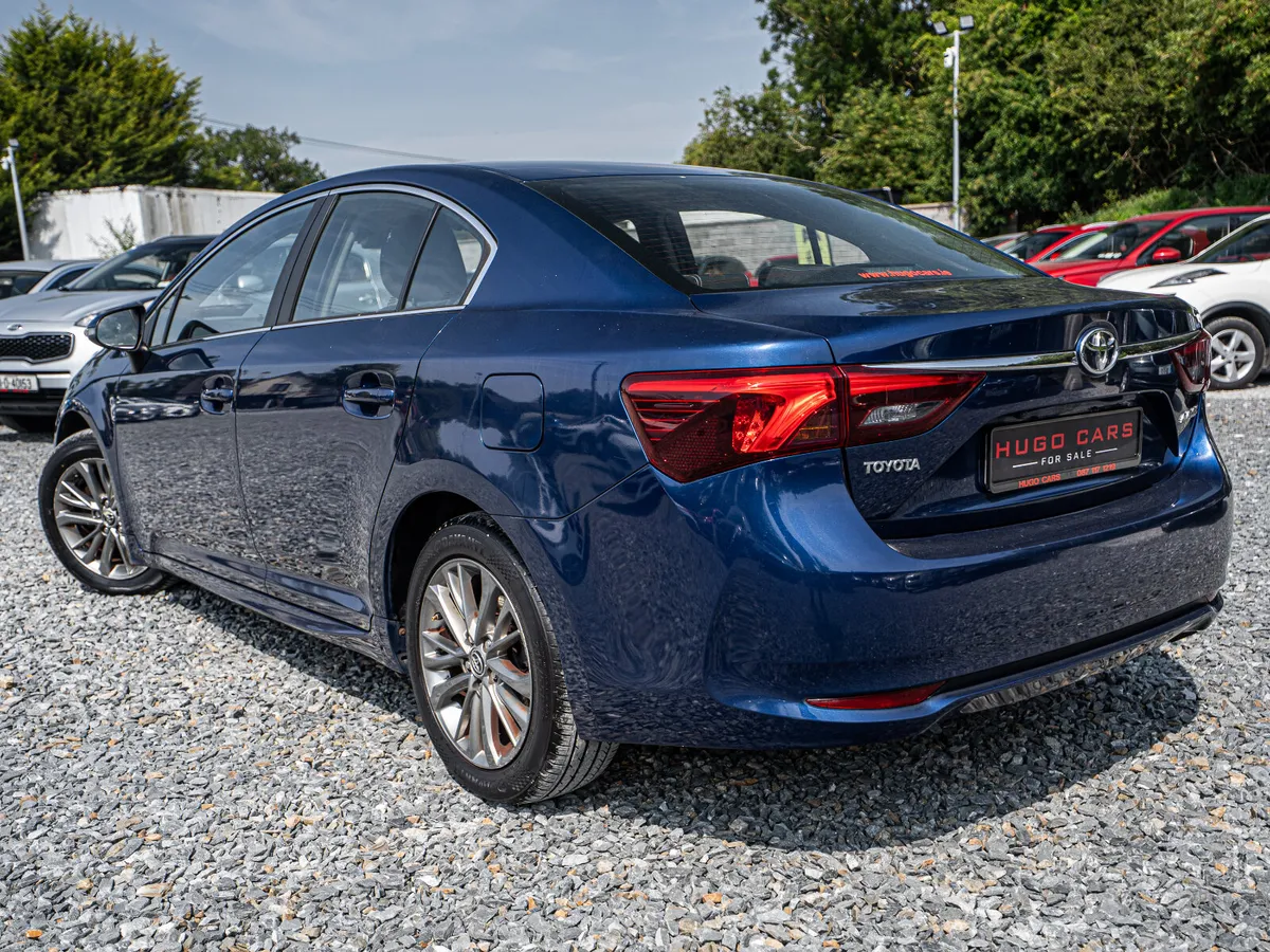 Toyota Avensis 2015 - Image 2