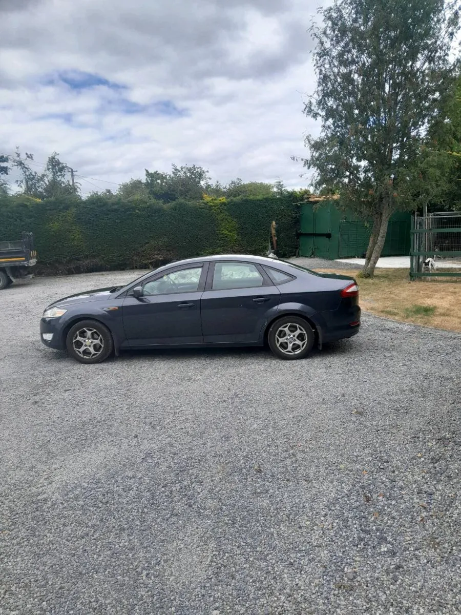 Car - Image 3