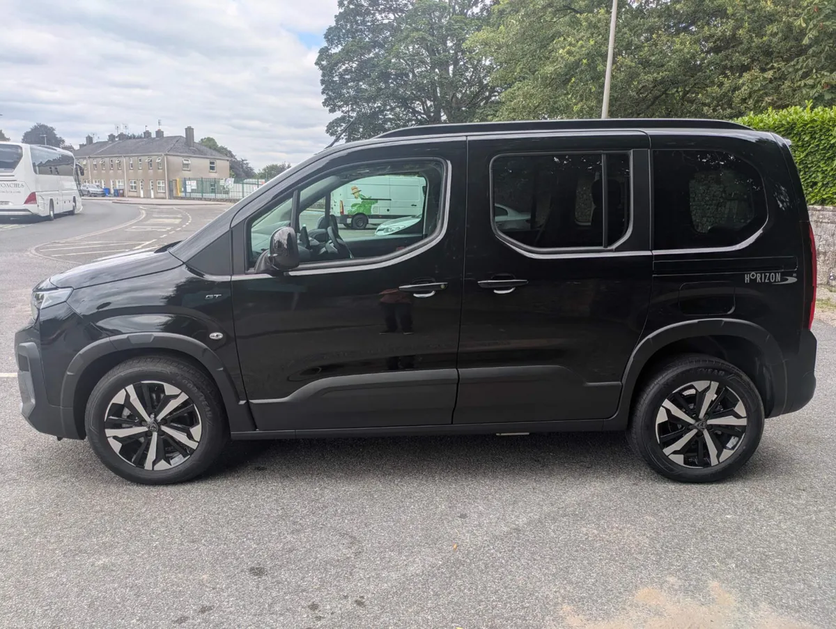 Wheelchair Accessible Vehicle - PEUGEOT RIFTER 262 - Image 5