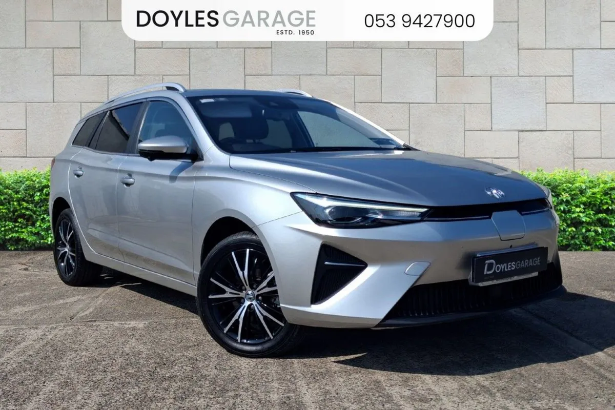 MG MG5 Exclusive EV Long Range - Image 1