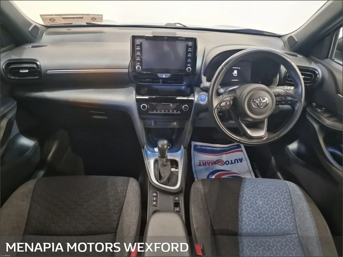 Toyota Yaris Cross Design Hev Auto  Design  VVT-h - Image 2