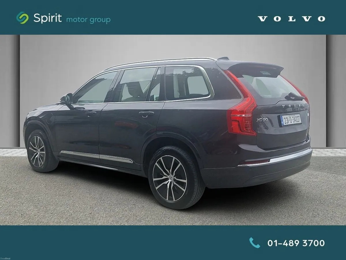 Volvo XC90 T8 Core Plug In Hybrid - Image 2