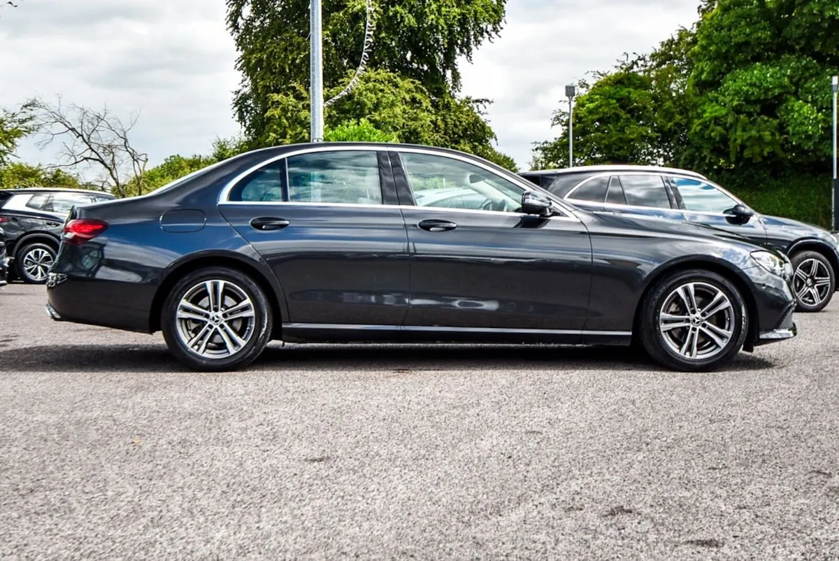 Mercedes-Benz E-Class E220d Avantgarde 194bhp Auto - Image 3