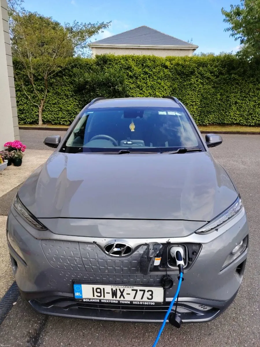 Hyundai Kona 64kw EV - Image 3