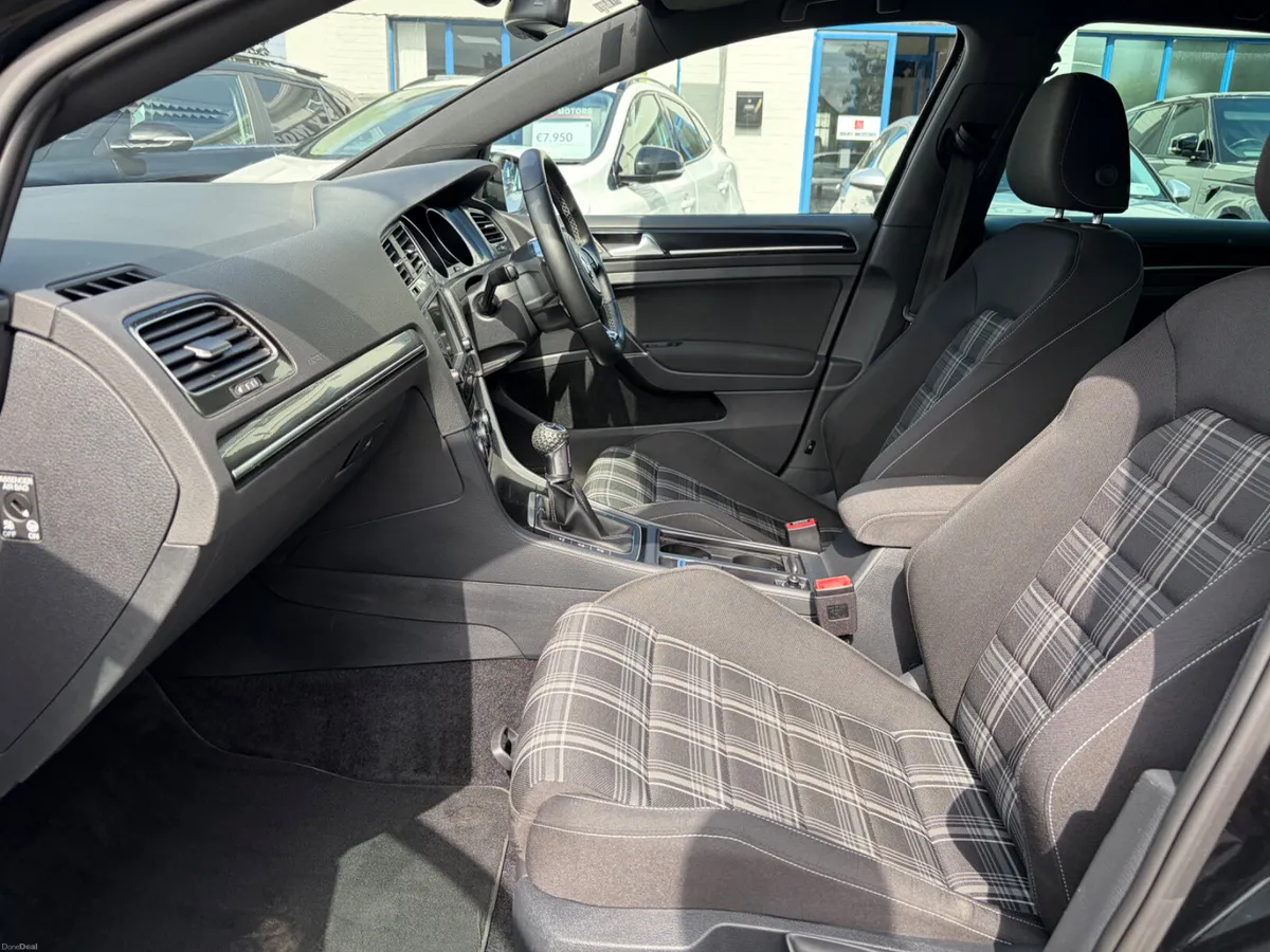 2015 VOLKSWAGEN GOLF GTD 2.0TDI 184BHP - Image 4