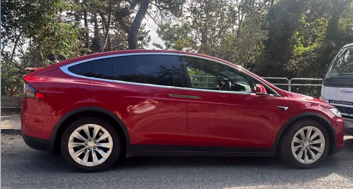 Tesla Model X 2020 - Image 1
