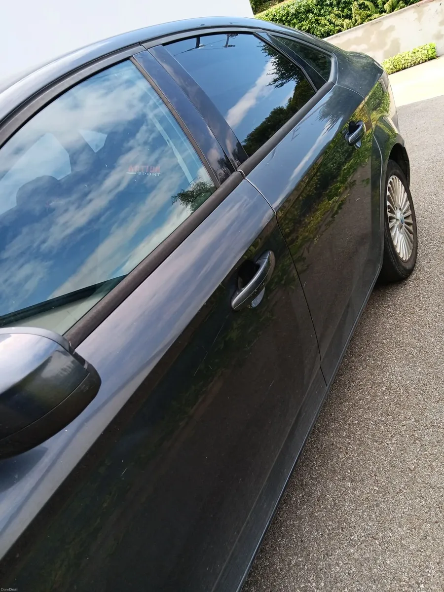 Ford Mondeo 2010 - Image 2