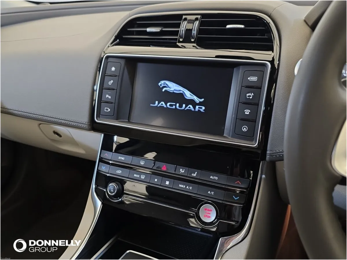 Jaguar XE Xe Diesel Saloon Portfolio - Image 5