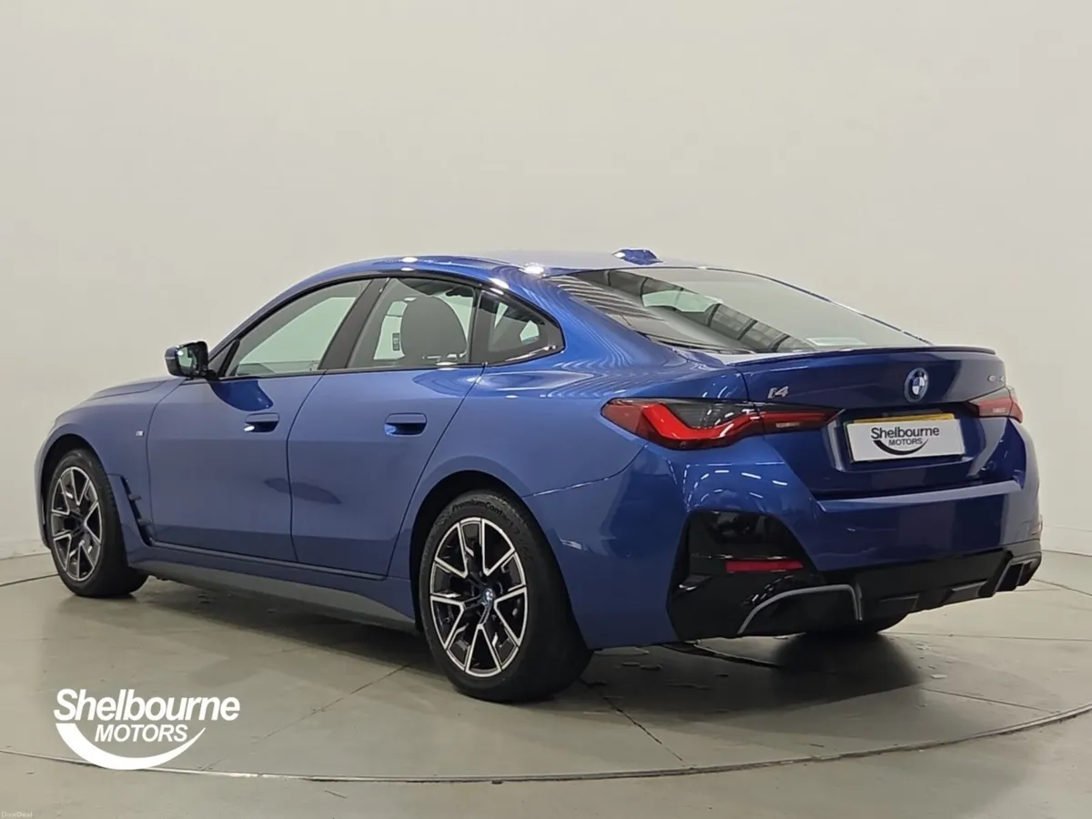 BMW i4 EDRIVE40 M SPORT - Image 2