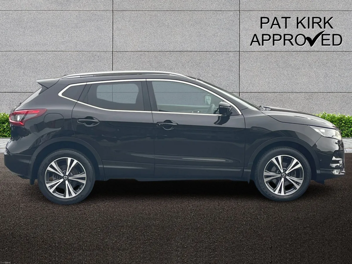 Nissan Qashqai Diesel Hatchback N-Connecta - Image 3
