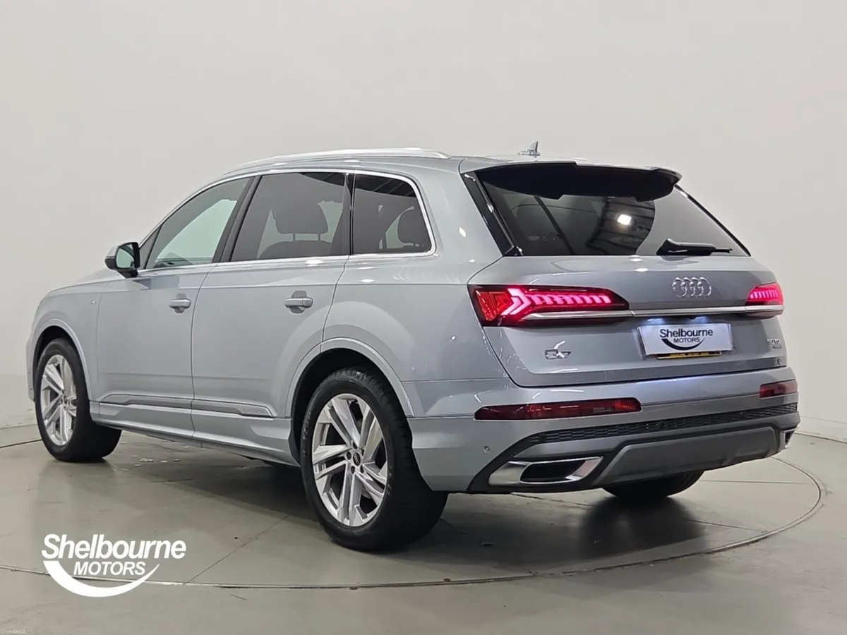 Audi Q7 TDI QUATTRO S LINE MHEV - Image 2