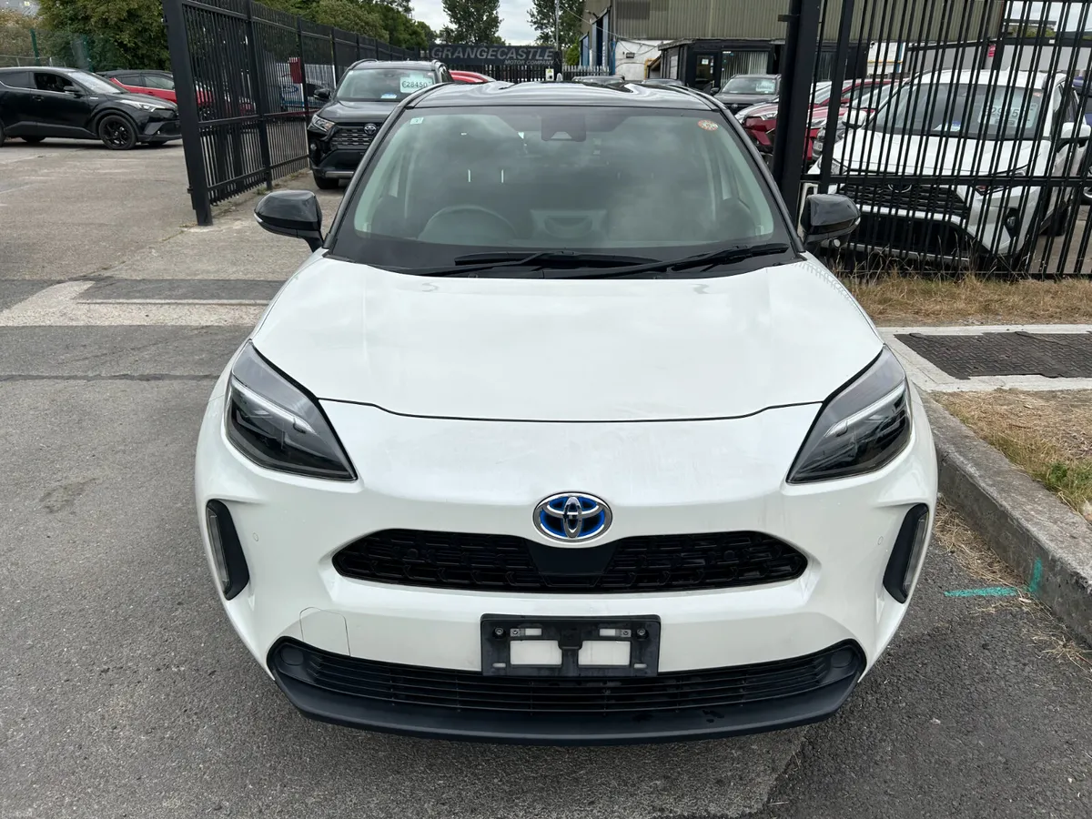 TOYOTA YARIS CROSS, 1.5 HYBRID AUTO HIGH SPEC - Image 2