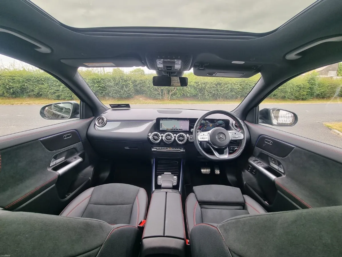 Mercedes-Benz GLA 2023 - Image 6